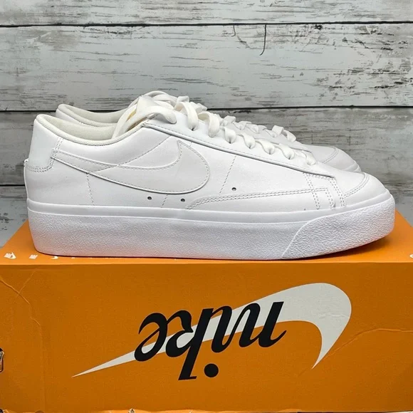 【NIKE】 ★★NIKE W BLAZER LOW PLATFORM★★(23-26cm)★ Amazon.com | Nike Blazer Low Platform Pink DJ0292 600
